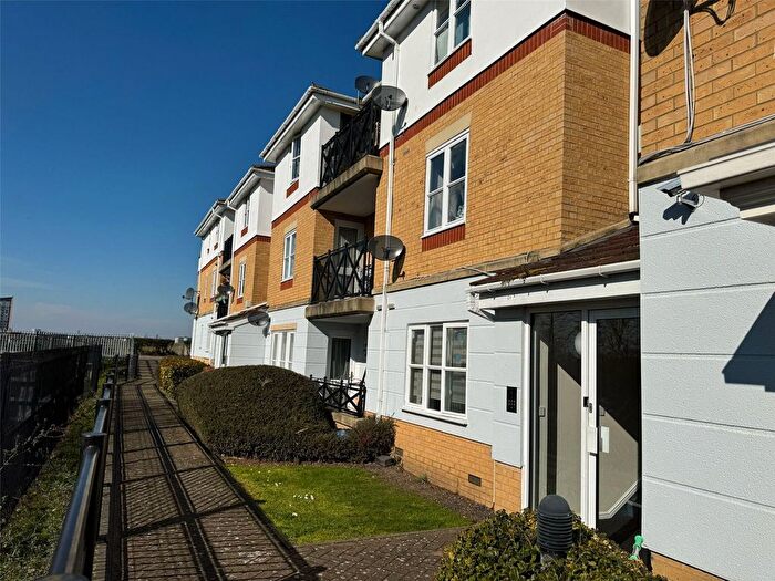 2 Bedroom Flat For Sale In Anson Place, Thamesmead, SE28