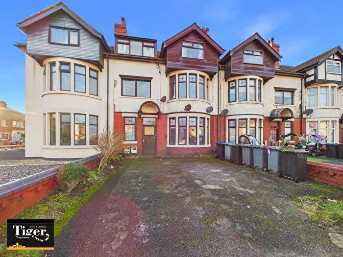 3 Bedroom Apartment To Rent In Flat, Lytham Road, Blackpool, FY4