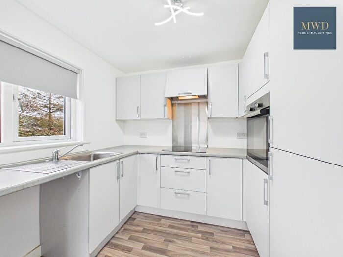 3 Bedroom Flat To Rent In Glen Feshie, St Leonards, East Kilbride, South Lanarkshire, G74