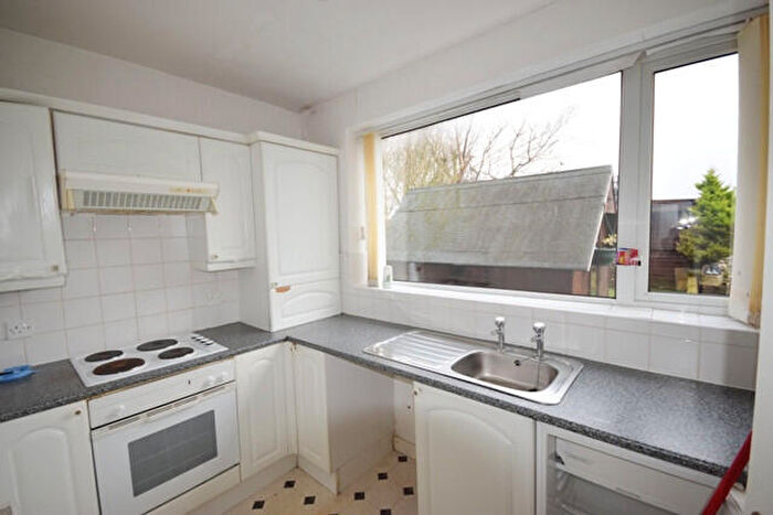 1 Bedroom Flat To Rent In Pilling Avenue, Lytham St. Annes, FY8