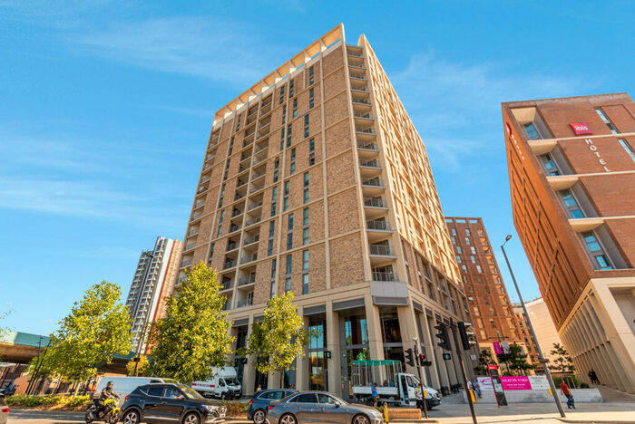 2 Bedroom Apartment To Rent In Argo Apartments, Canning Town London, E16