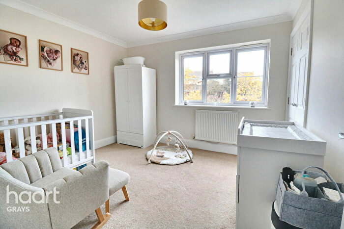2 Bedroom End Of Terrace House For Sale In Welling Road, Grays, RM16