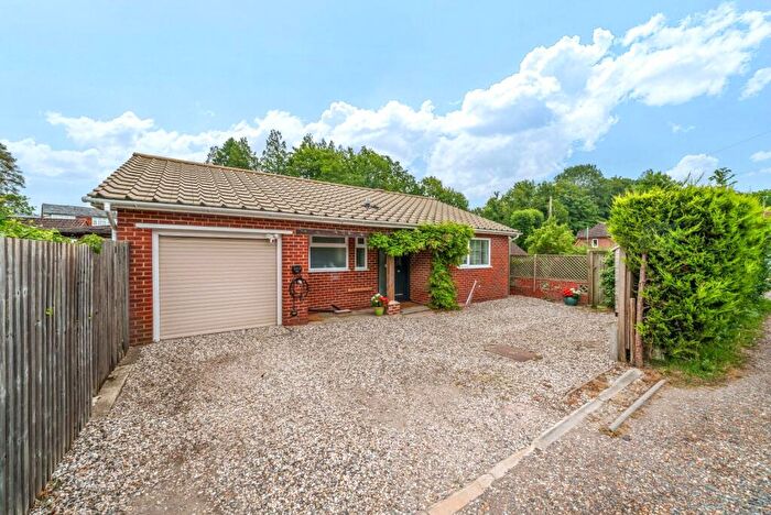 4 Bedroom Detached House To Rent In Rosemary Lane, Rowledge, Farnham, GU10