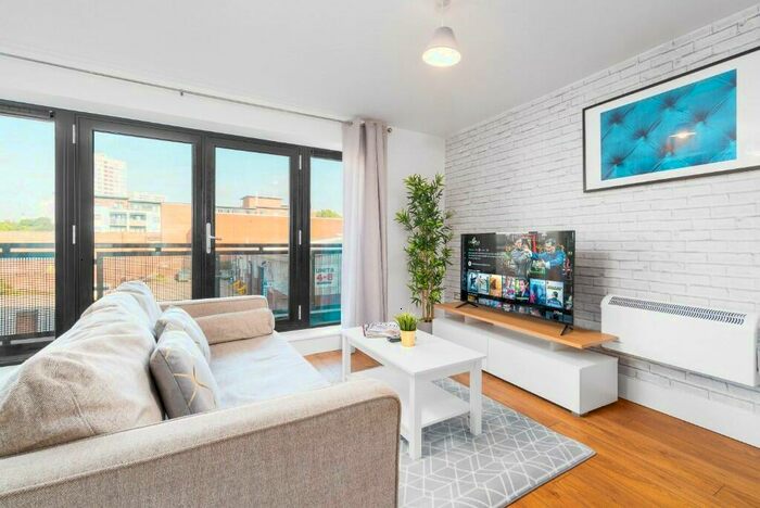 2 Bedroom Serviced Apartments To Rent In Clement Street, Birmingham, B1