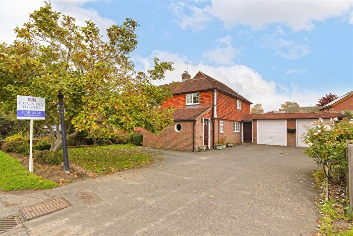 4 Bedroom Semi-detached House For Sale In Brenchley Road, Horsmonden, Tonbridge, TN12