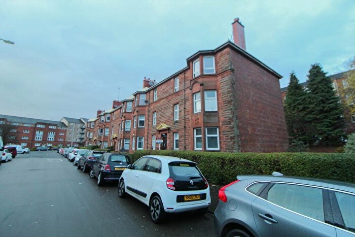 2 Bedroom Flat To Rent In Norham Street, Shawlands, Glasgow, G41