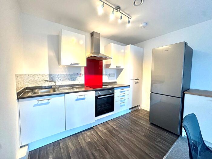 2 Bedroom Apartment To Rent In Victoria Street, West Bromwich, B70