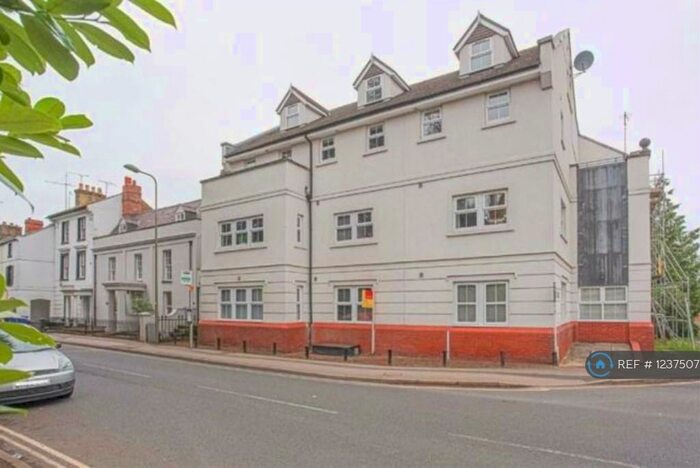 2 Bedroom Flat To Rent In Atlantic House, Banbury, OX16