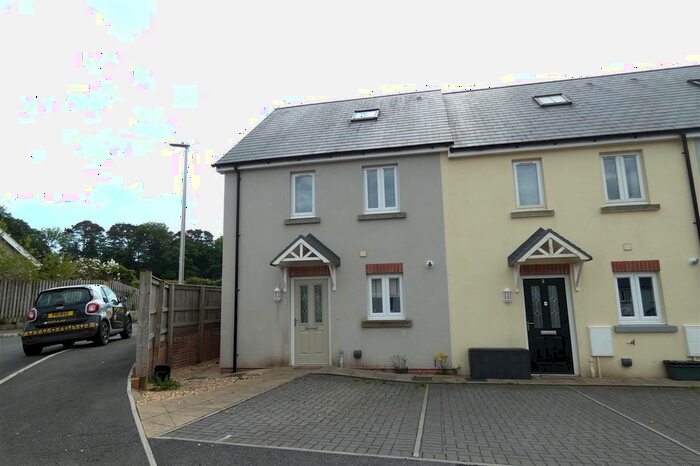4 Bedroom Terraced House To Rent In Maes Yr Orsaf, Narberth, SA67