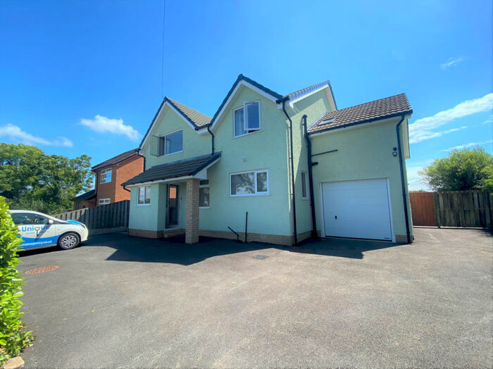 5 Bedroom Detached House To Rent In Stalmine Moss Lodge, Moss Side Lane, Poulton-le-Fylde, Lancashire, FY6