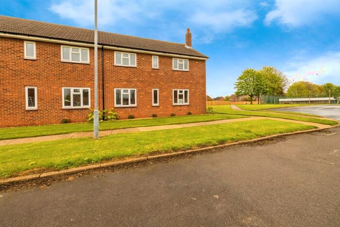 3 Bedroom Semi-Detached House For Sale In Cornwall Close, Scampton, Lincoln, LN1