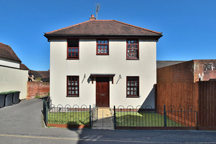 2 Bedroom Maisonette To Rent In Wheelwrights Yard, Dunmow, Essex, CM6