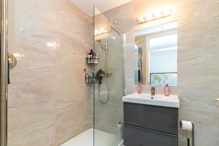 2 Bedroom Apartment To Rent In Bishops Sutton Road, Bishop's Sutton, Alresford, Hampshire, SO24