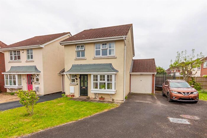 3 Bedroom Detached House For Sale In The Furlong | Henleaze, BS6