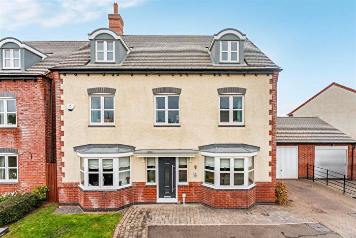 5 Bedroom House For Sale In Usbourne Way, Ibstock, LE67