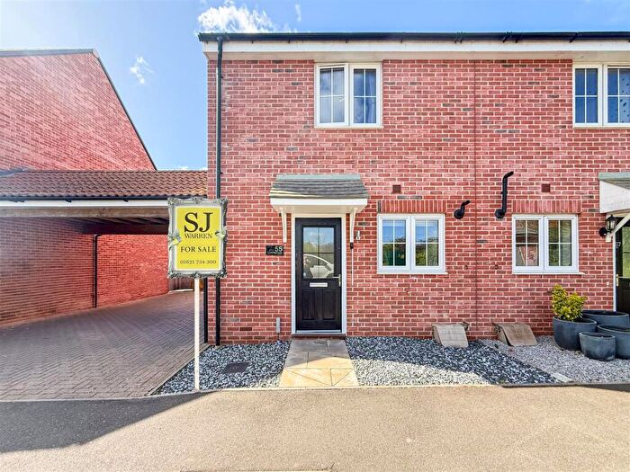 2 Bedroom Semi Detached House For Sale In Grangewood Park Avenue, Burnham-On-Crouch, CM0