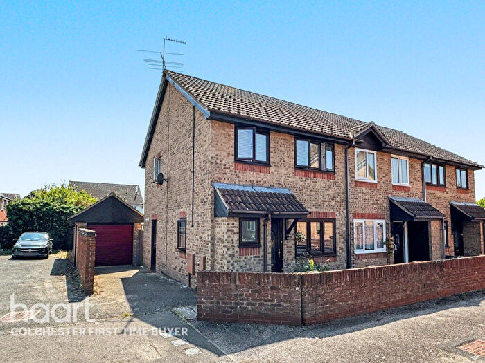 3 Bedroom End Of Terrace House For Sale In Bignell Croft, Colchester, CO4
