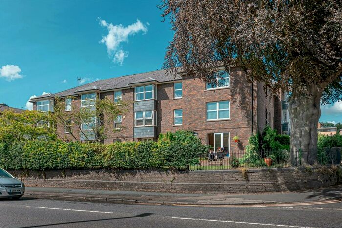 2 Bedroom Apartment To Rent In Harlow Road, High Wycombe, HP11