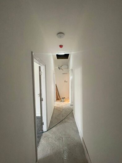 2 Bedroom Flat To Rent In Mincing Lane, Blackburn, Lancashire, BB2