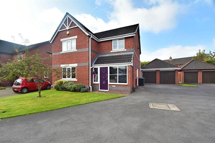 4 Bedroom Detached House For Sale In Radley Close, Sale, M33
