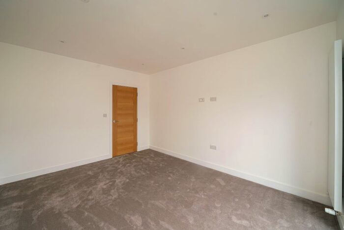 5 Bedroom Detached House To Rent In Brookhouse Drive, Marklands, Lostock Hall, Preston, Lancashire, PR5