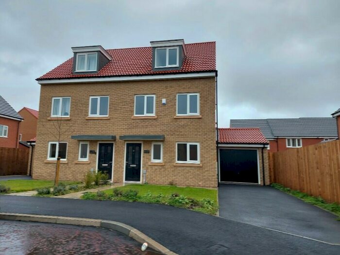 3 Bedroom Semi-Detached House To Rent In Newton Drive, Houghton Le Spring, County Durham, DH4