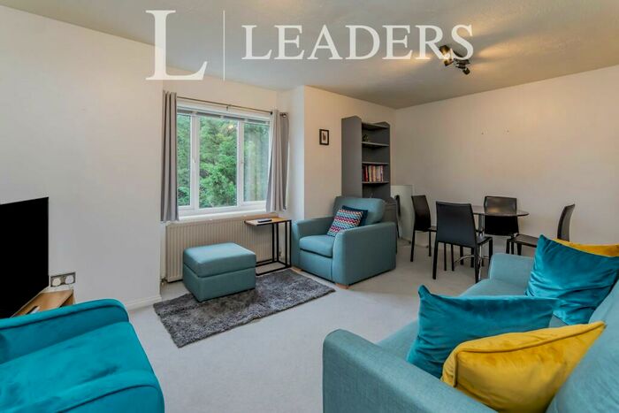 1 Bedroom Apartment To Rent In Franklin Way, CR0