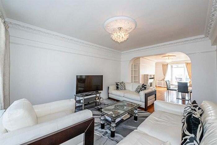3 Bedroom Flat To Rent In Portsea Hall, Portsea Place, London, W2