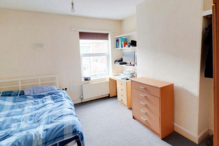 4 Bedroom Detached House To Rent In Osmaston Street, Nottingham, NG7