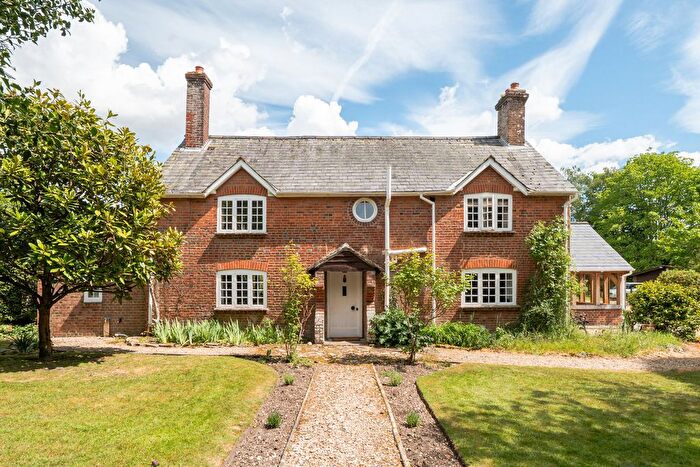 4 Bedroom Detached House For Sale In Rockford, Ringwood, BH24