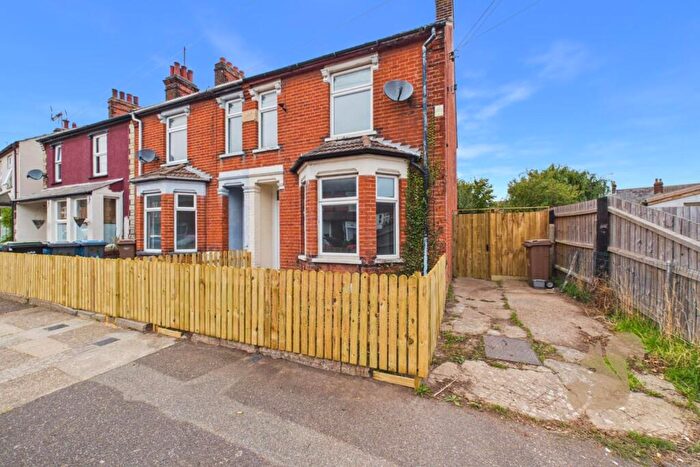 3 Bedroom End Of Terrace House To Rent In Cornwall Road, Felixstowe, IP11