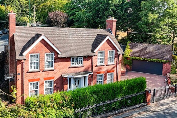 4 Bedroom Detached House For Sale In The Crescent, Nottingham, NG3