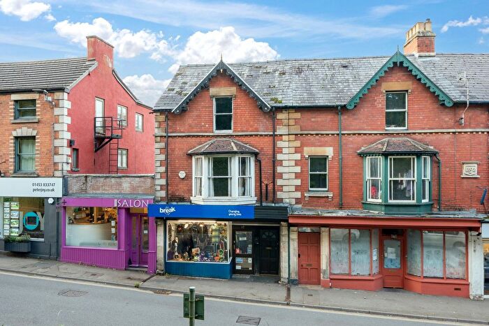 2 Bedroom Flat For Sale In Fountain Street, Nailsworth, GL6