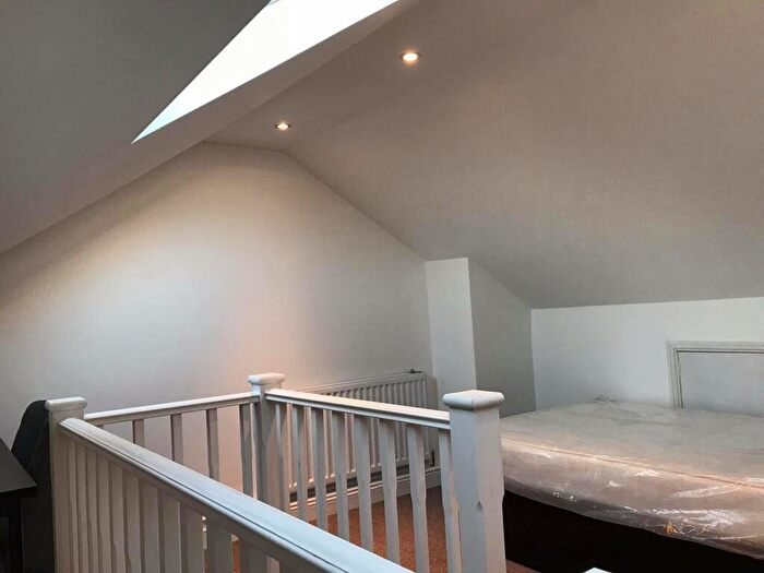 4 Bedroom Terraced House To Rent In Thesiger Street, - Bed, LN5