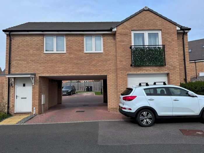 2 Bedroom Property To Rent In Barrington Close, Gosport, PO13