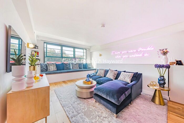 3 Bedroom Flat To Rent In Hoover Building, Western Avenue, Greenford, UB6