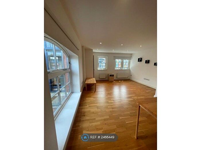 2 Bedroom Flat To Rent In Old Gym, London, E9