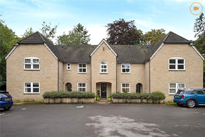 2 Bedroom Apartment For Sale In Dorchester Close, Headington, Oxford, OX3