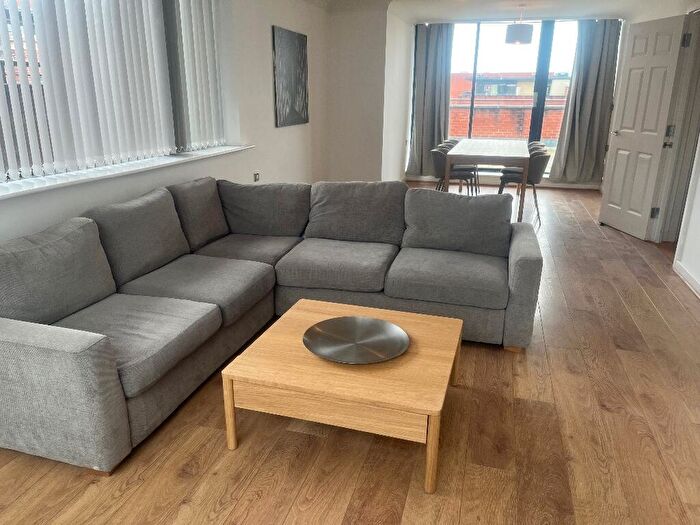 2 Bedroom Apartment To Rent In Bradford Street, Birmingham, B12