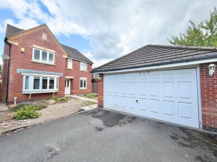 4 Bedroom Detached House For Sale In Marlecroft Close, Manchester, M23