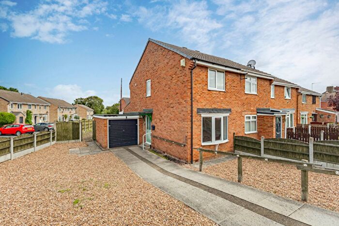 2 Bedroom Semi-Detached House For Sale In Crayford Drive, Crofton, WF4