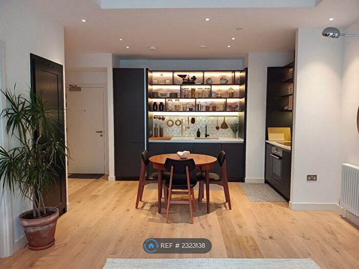 1 Bedroom Flat To Rent In Modena House, London, E14