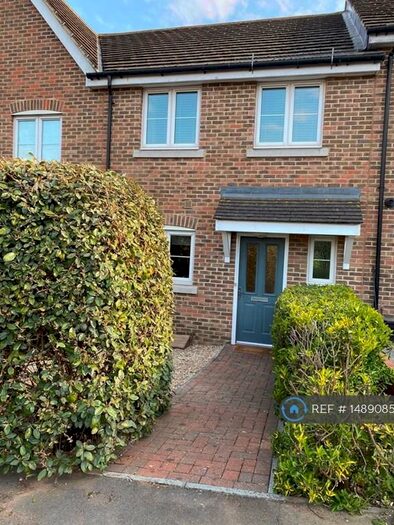 3 Bedroom Terraced House To Rent In Vaughan Close, Dartford, DA1