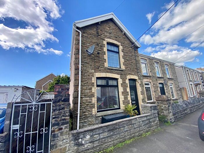 2 Bedroom End Of Terrace House For Sale In Penywern Road, Clydach, Swansea, City And County Of Swansea., SA6
