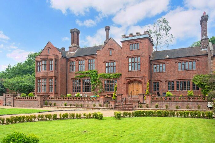 2 Bedroom Maisonette For Sale In Rosemary Lane, Flimwell, TN5