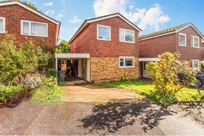 4 Bedroom Detached House To Rent In Minster Drive, Croydon, CR0