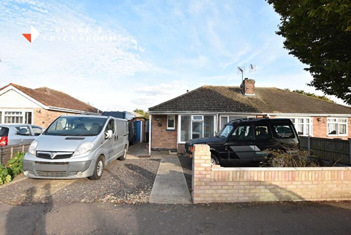 2 Bedroom Semi-Detached Bungalow For Sale In Lymington Avenue, Great Clacton, Essex, CO15