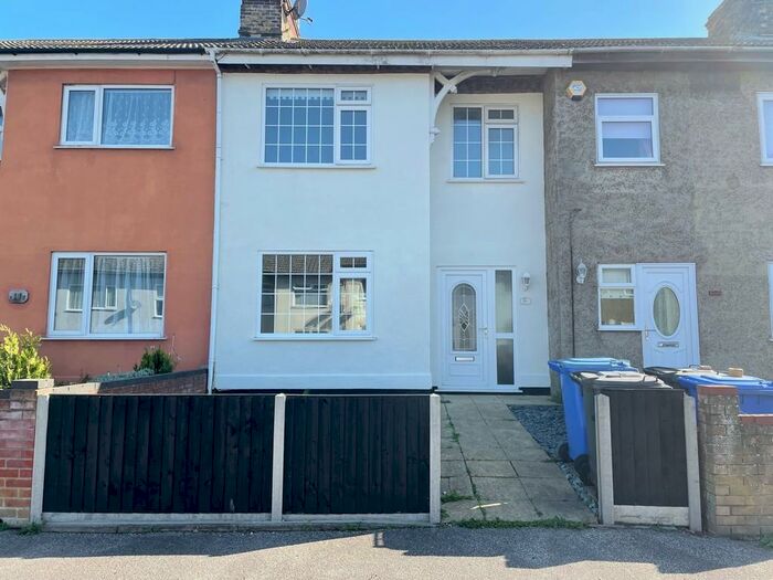 3 Bedroom Terraced House To Rent In Clemence Street, Lowestoft, NR32