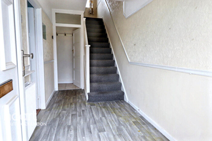 3 Bedroom Terraced House For Sale In Araglen Avenue, South Ockendon, RM15