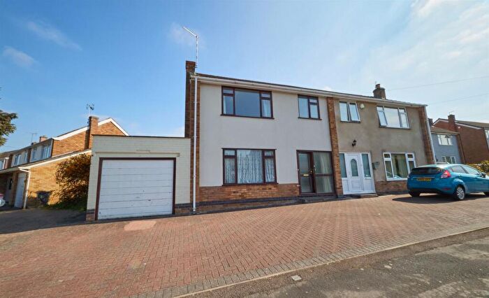3 Bedroom Semi-Detached House For Sale In Adrian Drive, Barwell, LE9